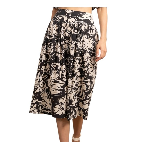 Bluebird Canyon Cade Midi Dress size Small color is black & ivory elastic waist - Picture 1 of 14